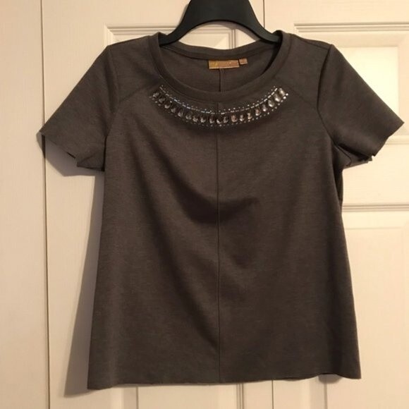 PRINCESS VERA WANG Size Medium Gray Top Jewels Shirt Crewneck Pullover - Picture 1 of 7